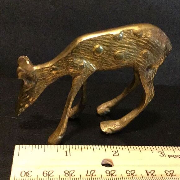 Brass sculpture of spotted yearling deer - Picture 2 of 4